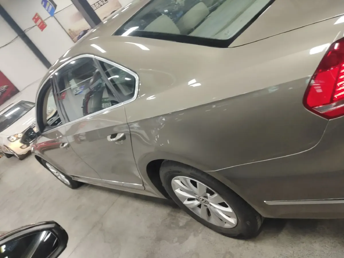 2015 Volkswagen Passat 1.8T 160HP L4 7DCT,autocango,china used car exporter,china ev exporter,chinese used car exporter,chinese used ev exporter