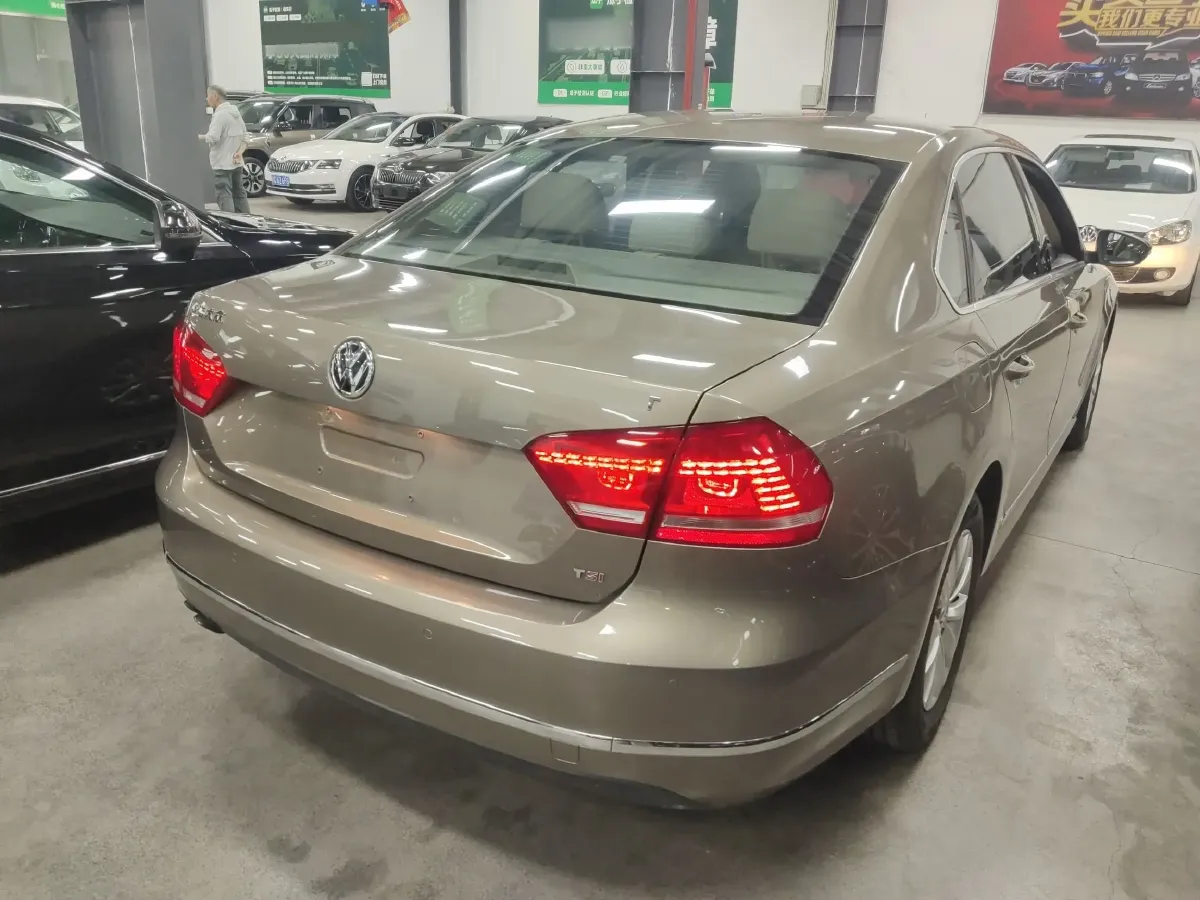 2015 Volkswagen Passat 1.8T 160HP L4 7DCT,autocango,china used car exporter,china ev exporter,chinese used car exporter,chinese used ev exporter