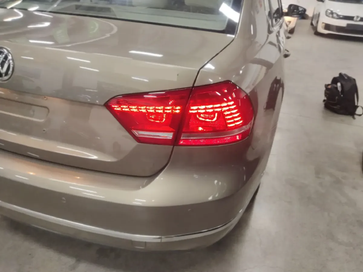 2015 Volkswagen Passat 1.8T 160HP L4 7DCT,autocango,china used car exporter,china ev exporter,chinese used car exporter,chinese used ev exporter