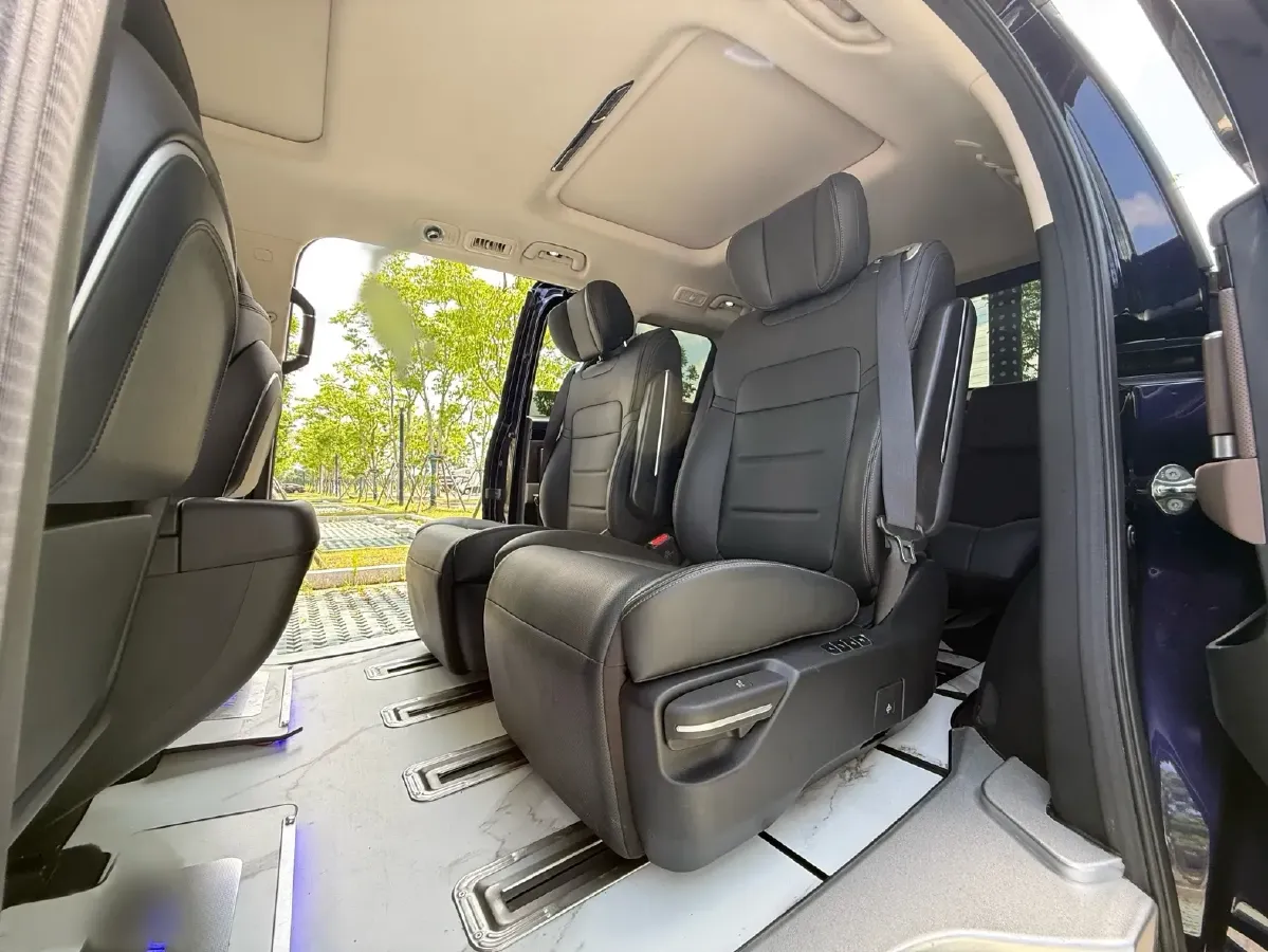 2024 GAC Trumpchi E8 2.0L 140HP L4 2DHT PHEV 25.57KWH,autocango,china used car exporter,china ev exporter,chinese used car exporter,chinese used ev exporter