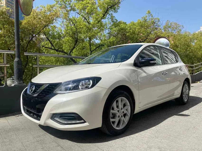 2021 Nissan Tiida 1.6L 122HP L4 CVT