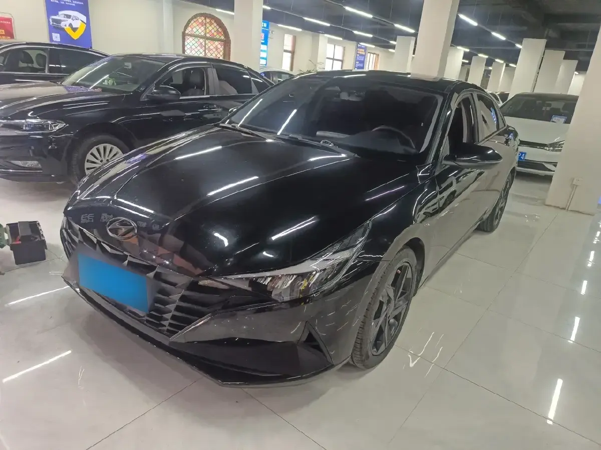 2022 Hyundai Elantra 1.5L 115HP L4 CVT