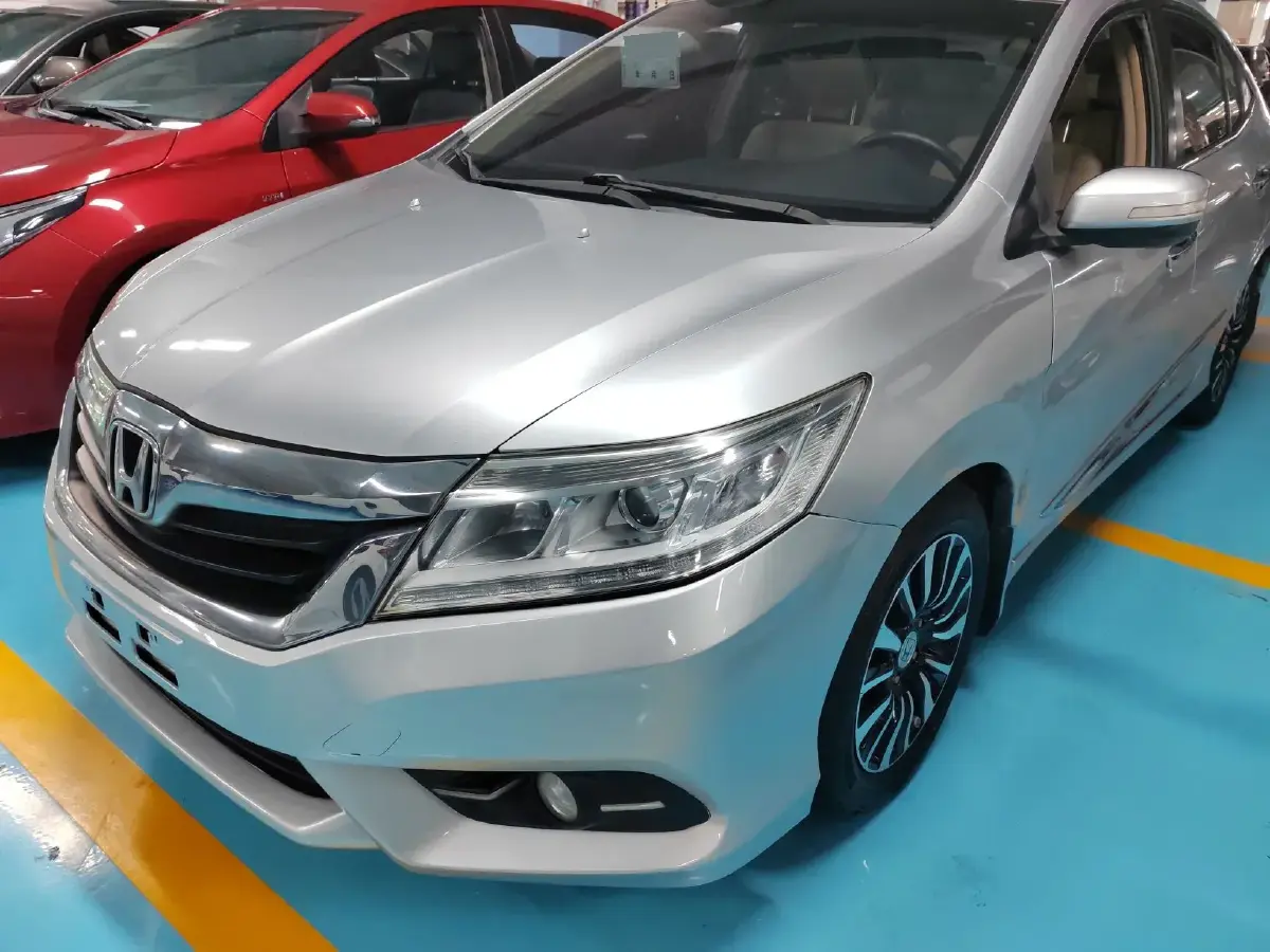 2013 Honda Crider 1.8L 139HP L4 5AT