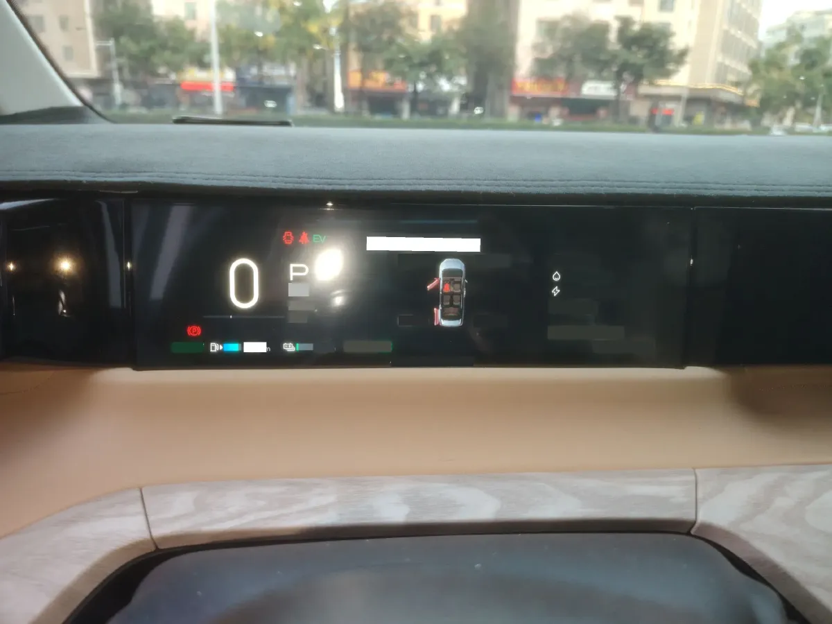 2024 GAC Trumpchi E8 2.0L 140HP L4 2DHT PHEV 25.57KWH,autocango,china used car exporter,china ev exporter,chinese used car exporter,chinese used ev exporter