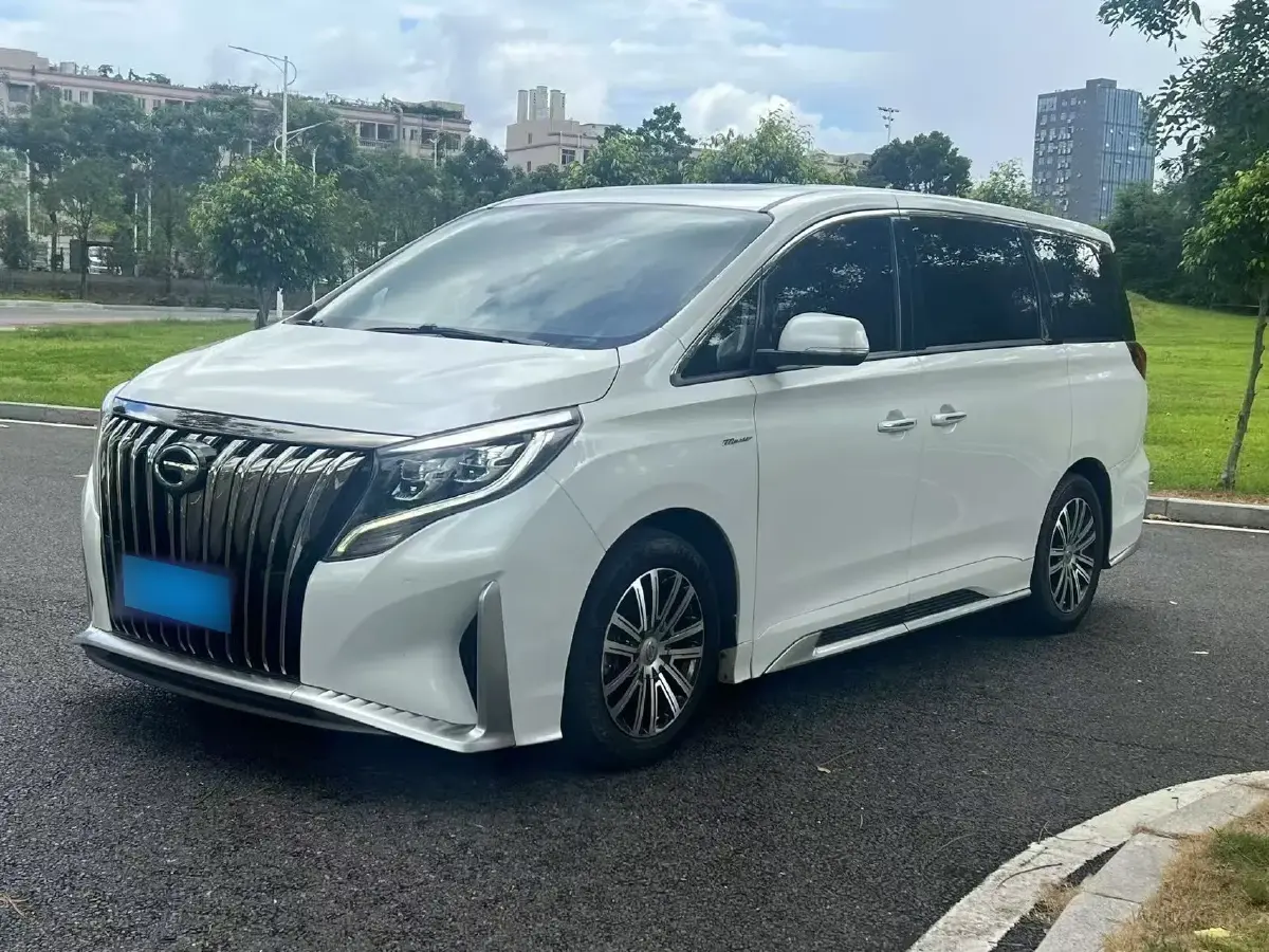 2021 GAC Trumpchi M8 2.0T 252HP L4 8AT