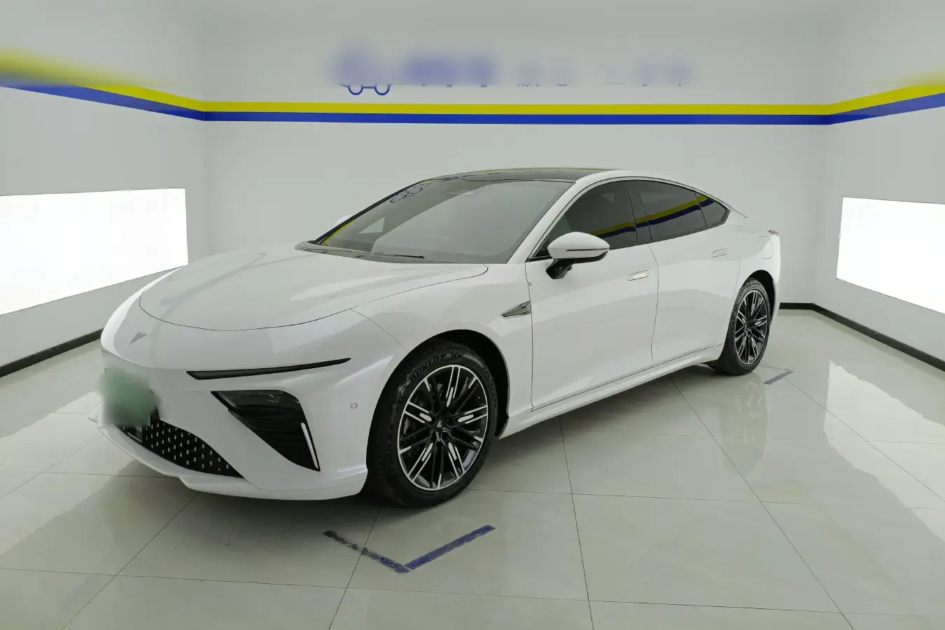 2022 Neta S Range Extended 231HP REEV 43.88KWH