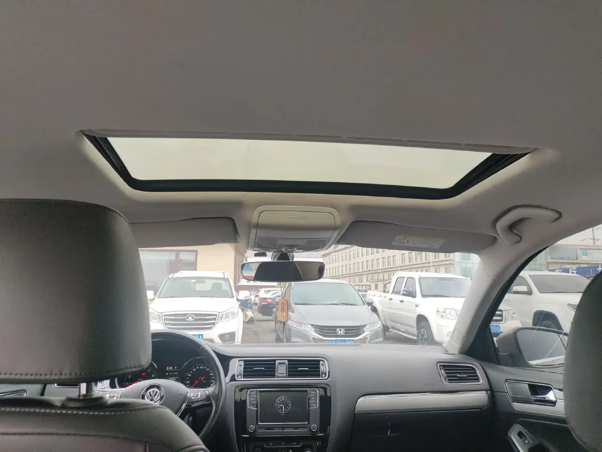 2018 Volkswagen Sagitar 1.6L 110HP L4 6AT,autocango,china used car exporter,china ev exporter,chinese used car exporter,chinese used ev exporter