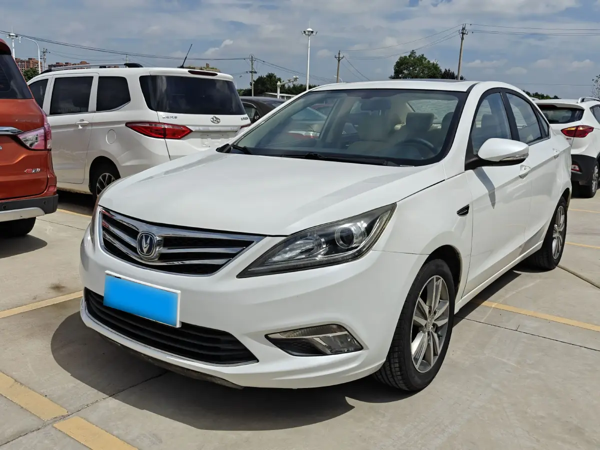 2016 ChangAn Eado 1.6L 125HP L4 5MT