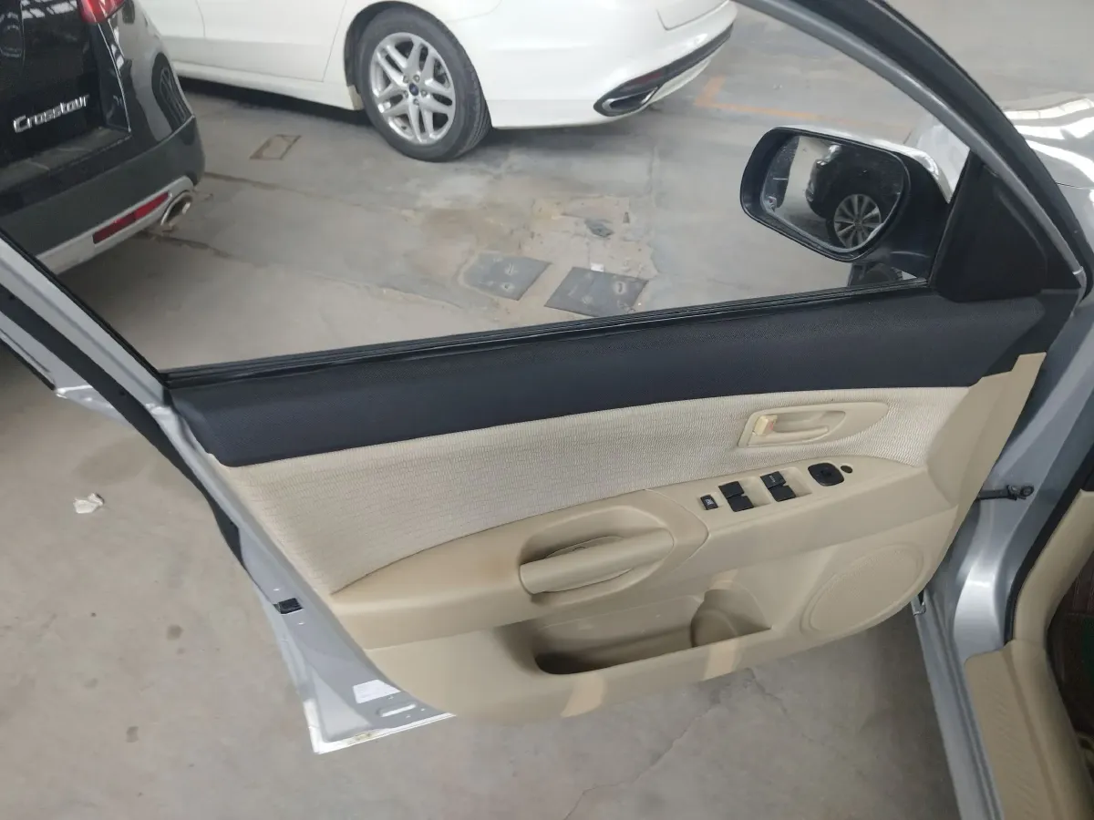 2012 Mazda 3 1.6L 107HP L4 5MT,autocango,china used car exporter,china ev exporter,chinese used car exporter,chinese used ev exporter