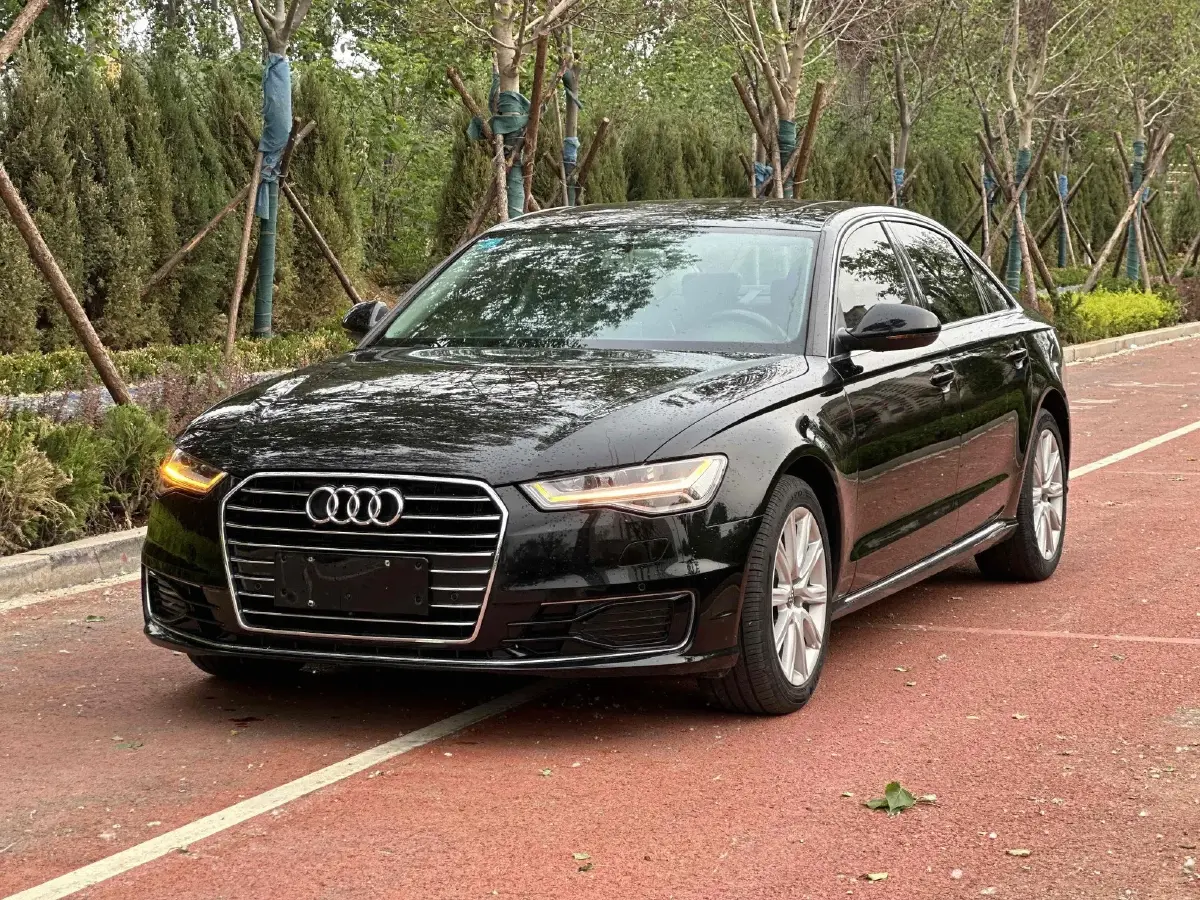 2018 Audi A6L 1.8T 190HP L4 7DCT