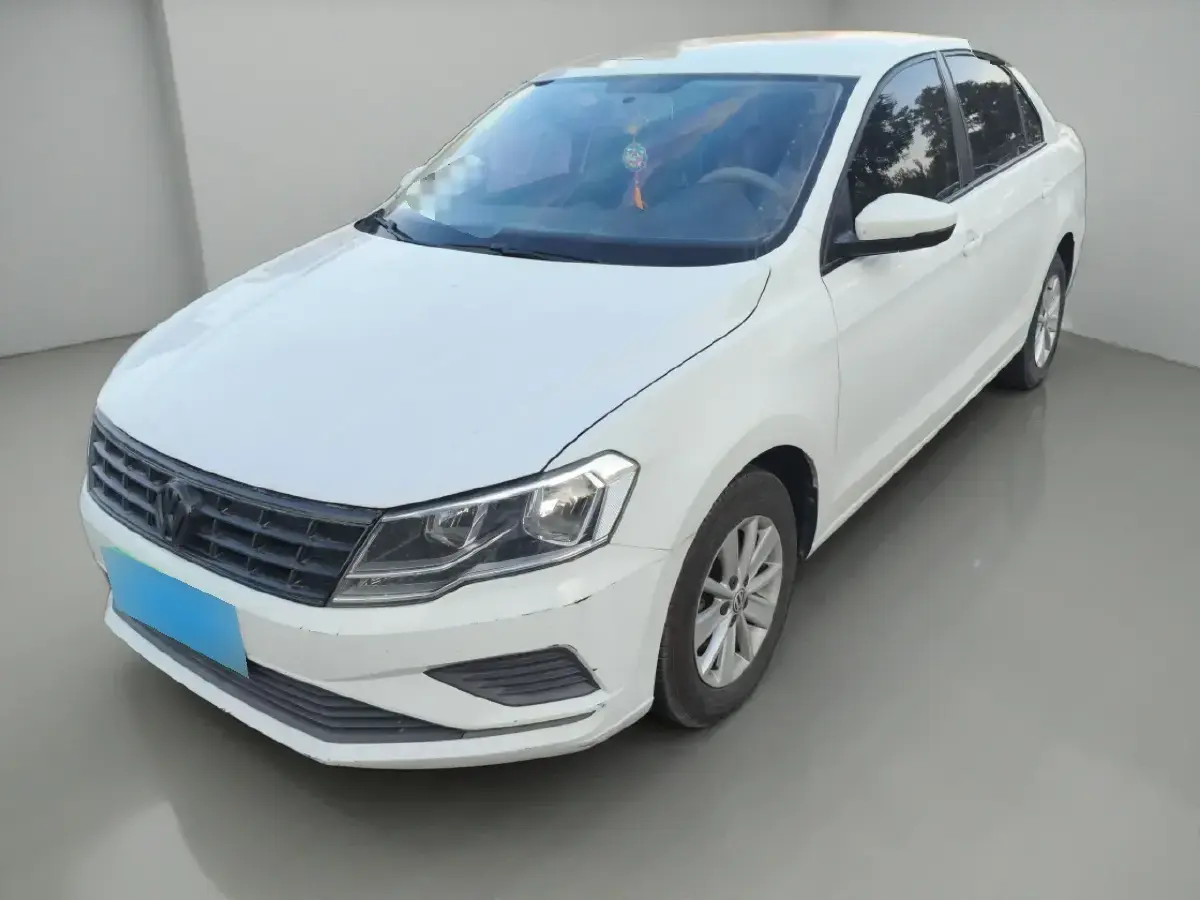 2017 Volkswagen Jetta 1.5L 110HP L4 5MT