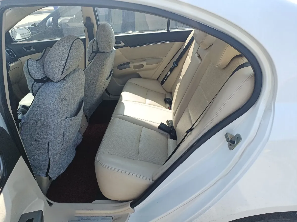 2013 Geely Emgrand Classic 1.5L 109HP L4 5MT,autocango,china used car exporter,china ev exporter,chinese used car exporter,chinese used ev exporter