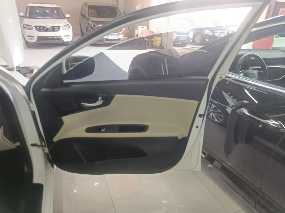 2014 Kia K4 1.8L 143HP L4 6AT,autocango,china used car exporter,china ev exporter,chinese used car exporter,chinese used ev exporter