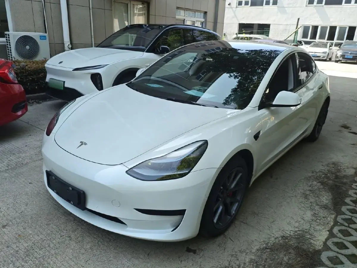 2022 Tesla Model 3 BEV 60KWH
