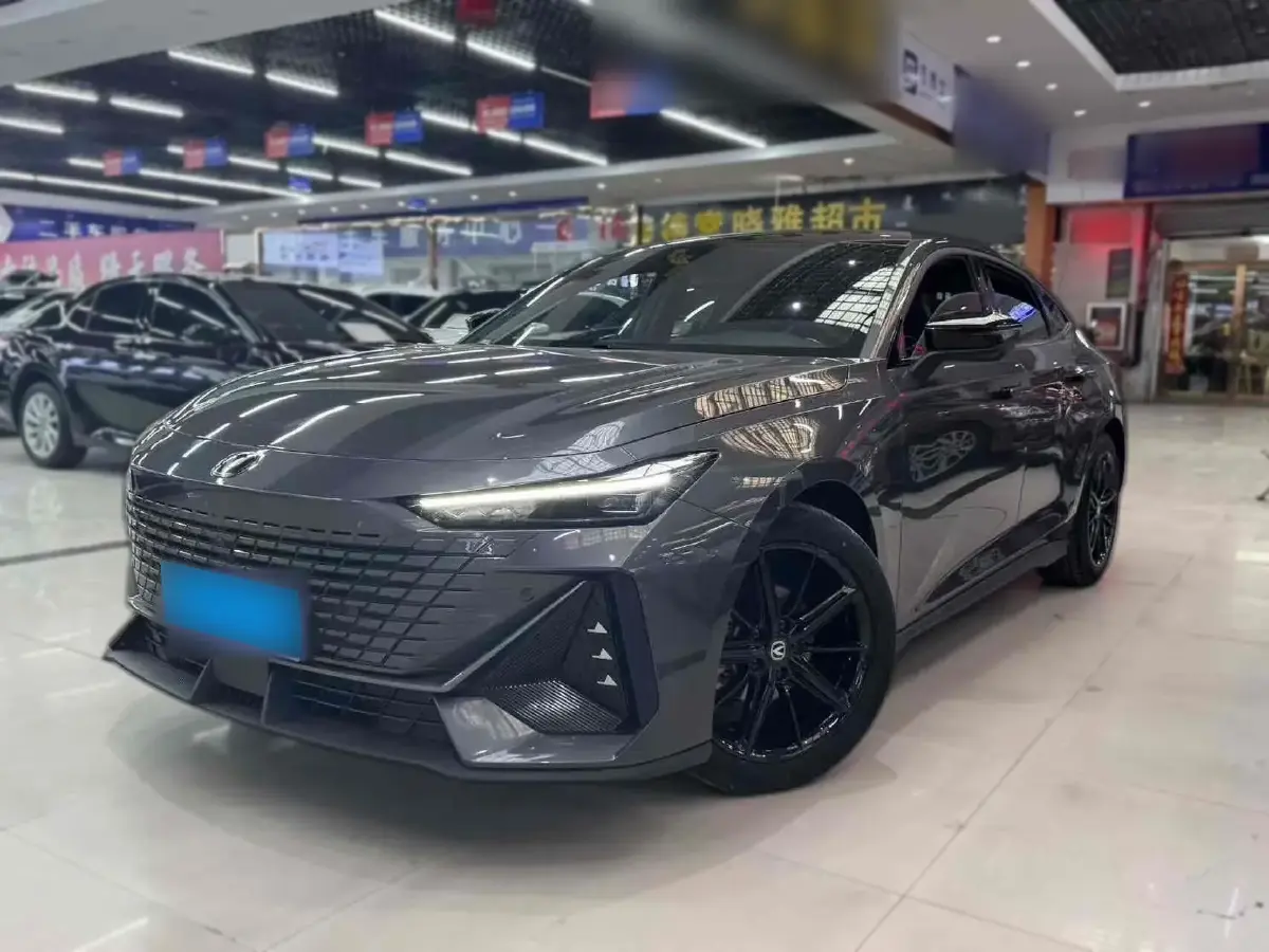 2023 ChangAn UNI-V 1.5T 188HP L4 7DCT