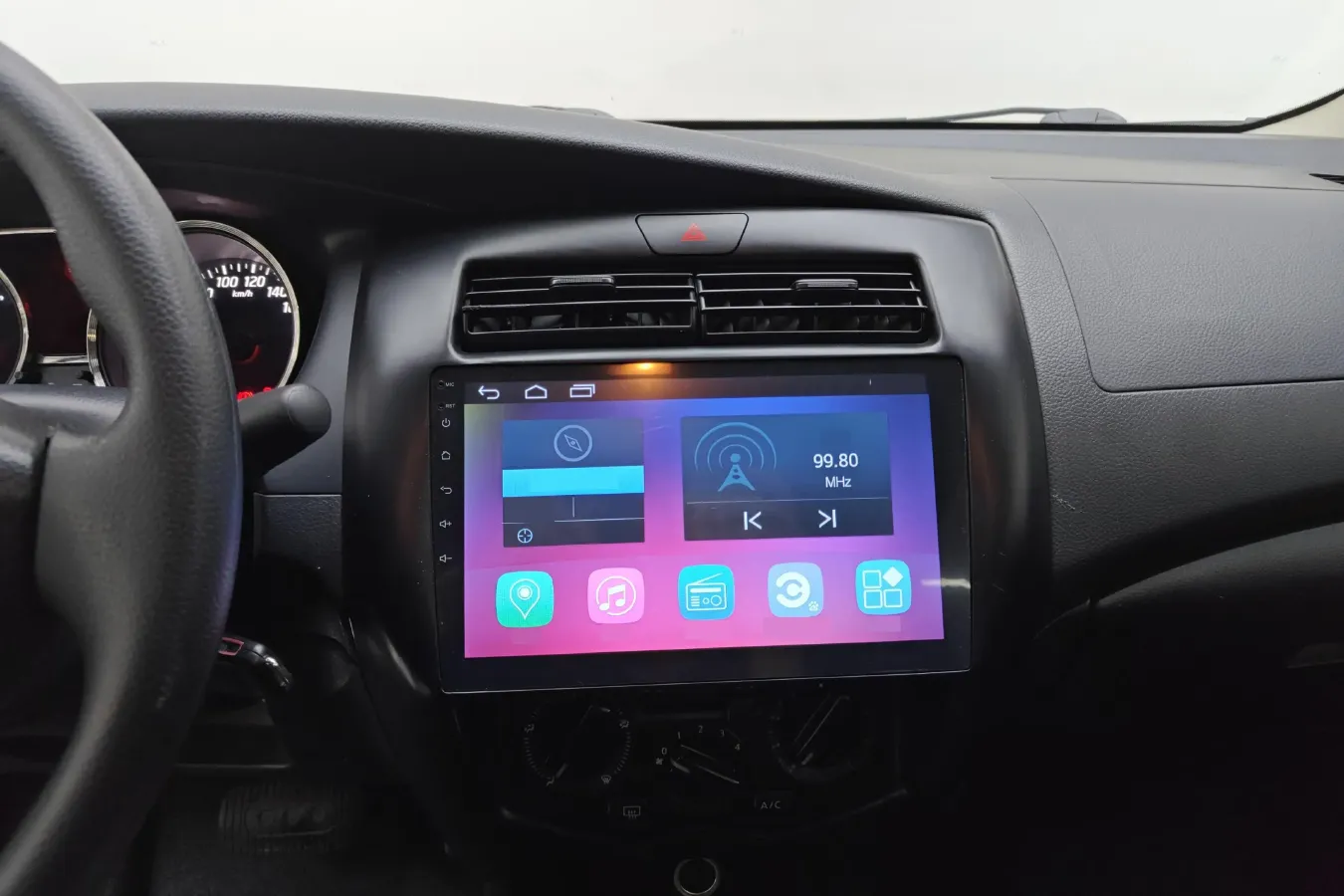 2015 Nissan Livina 1.6L 124HP L4 CVT,autocango,china used car exporter,china ev exporter,chinese used car exporter,chinese used ev exporter