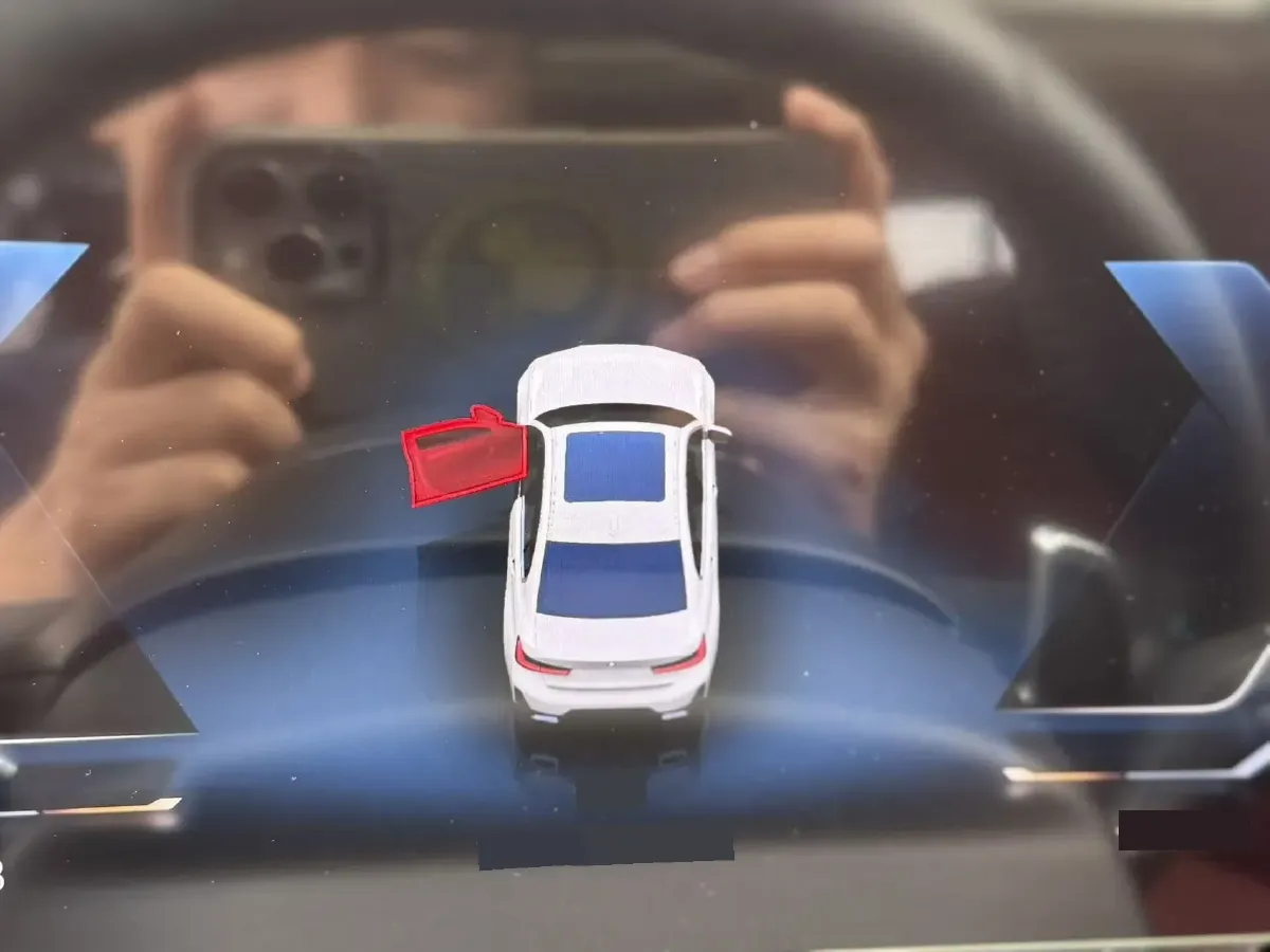 2024 BMW 3 Series 2.0T 156HP L4 8AT,autocango,china used car exporter,china ev exporter,chinese used car exporter,chinese used ev exporter