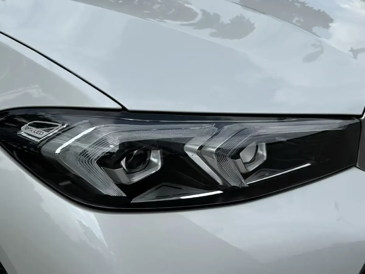 2024 BMW 3 Series 2.0T 156HP L4 8AT,autocango,china used car exporter,china ev exporter,chinese used car exporter,chinese used ev exporter