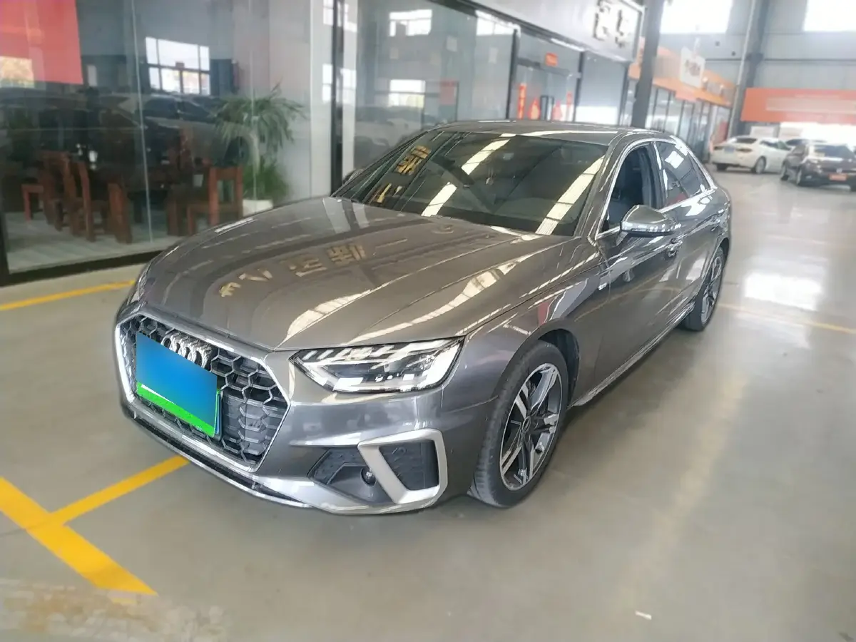 2020 Audi A4L 2.0T 190HP L4 7DCT