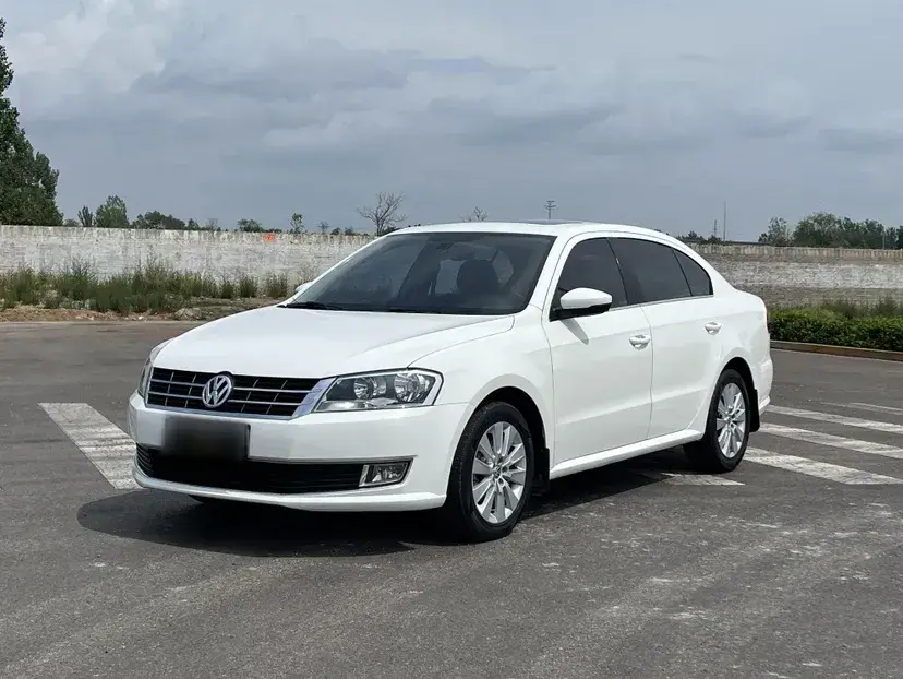 2013 Volkswagen Lavida 1.6L 110HP L4 6AT