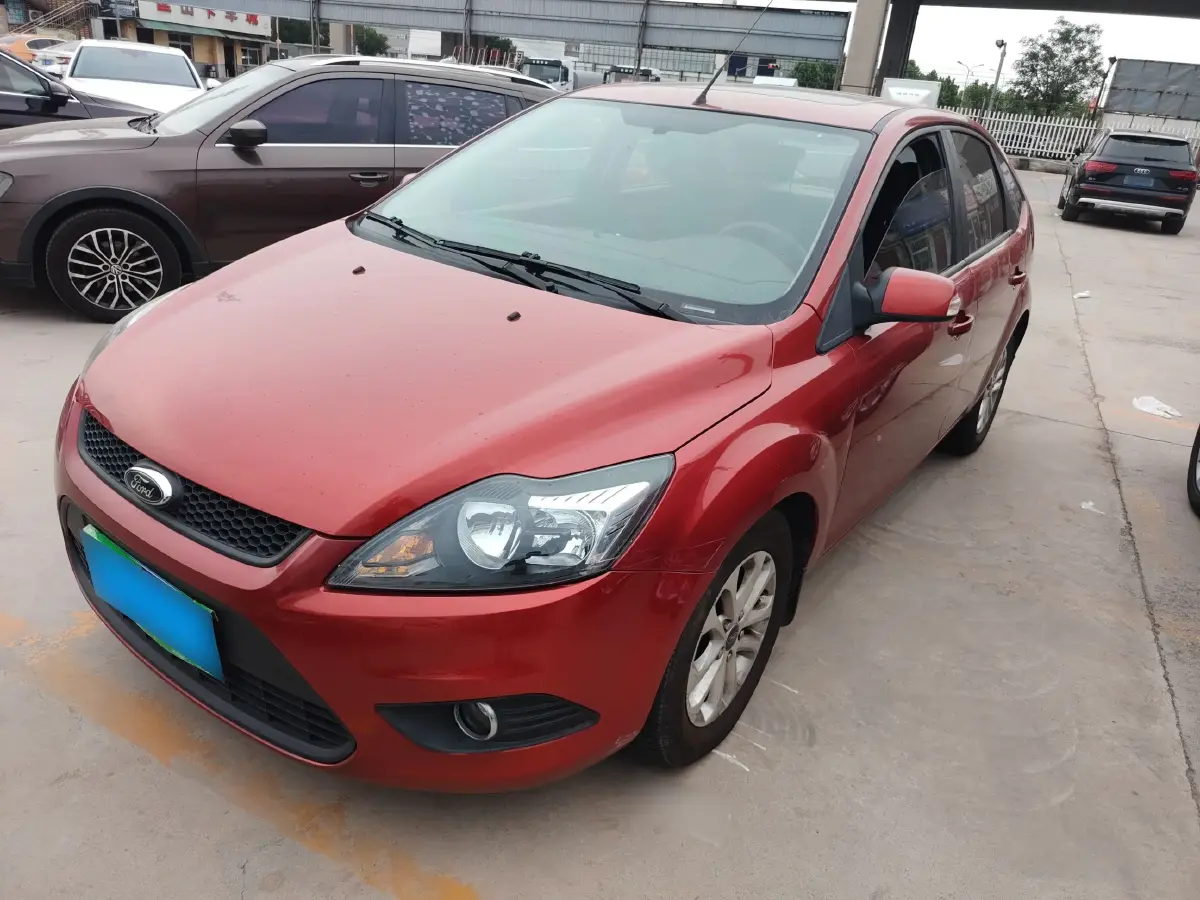 2013 Ford Focus 1.8L 124HP L4 4AT