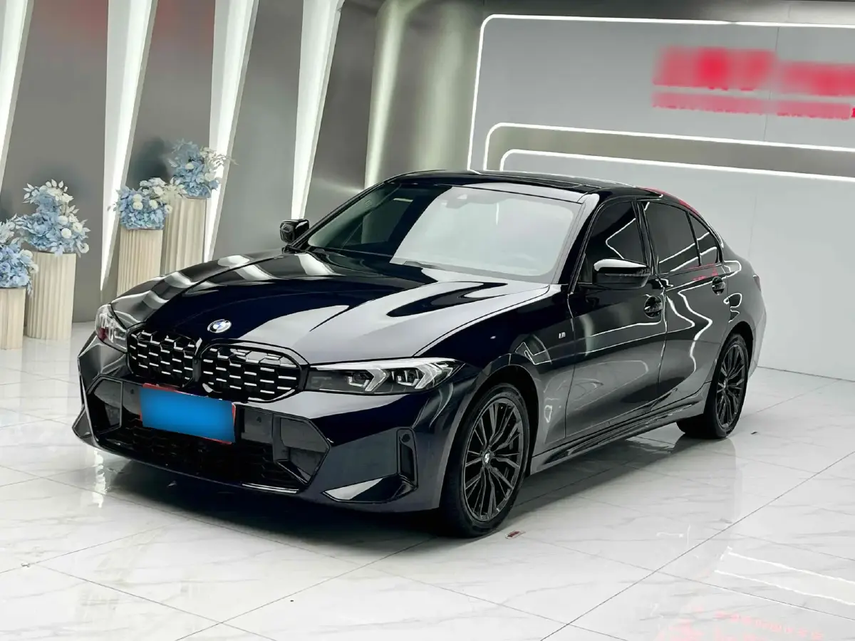 2024 BMW 3 Series 2.0T 184HP L4 8AT