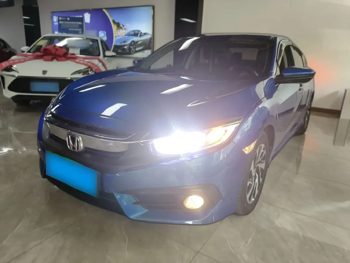 2016 Honda Civic 1.5T 177HP L4 CVT