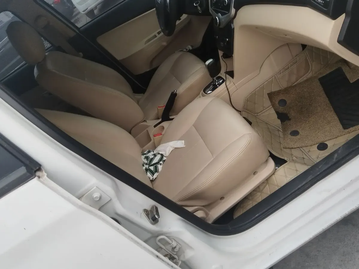 2013 Chery Fulwin 2 1.5L 109HP L4 5AMT,autocango,china used car exporter,china ev exporter,chinese used car exporter,chinese used ev exporter