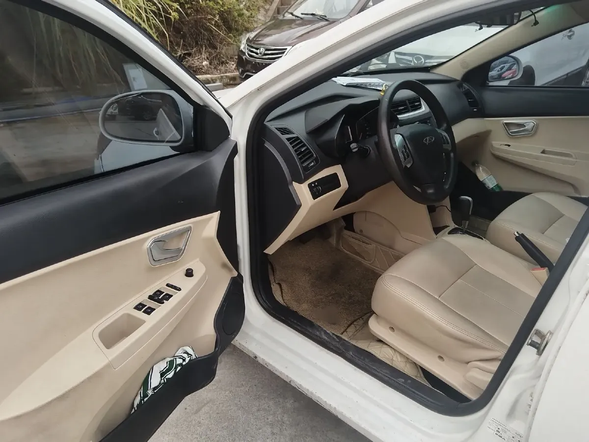 2013 Chery Fulwin 2 1.5L 109HP L4 5AMT,autocango,china used car exporter,china ev exporter,chinese used car exporter,chinese used ev exporter