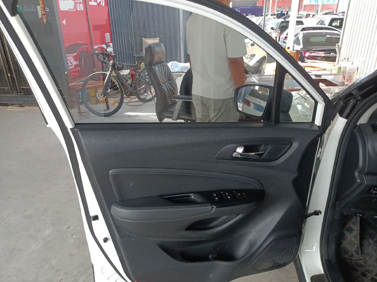 2019 ChangAn CS15 EV BEV,autocango,china used car exporter,china ev exporter,chinese used car exporter,chinese used ev exporter