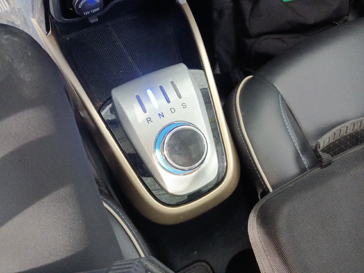 2019 ChangAn CS15 EV BEV,autocango,china used car exporter,china ev exporter,chinese used car exporter,chinese used ev exporter