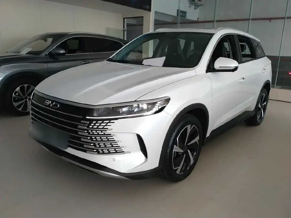 2025 BYD Sea Lion 05 DM-i 1.5L 101HP L4 E-CVT PHEV 18.3KWH