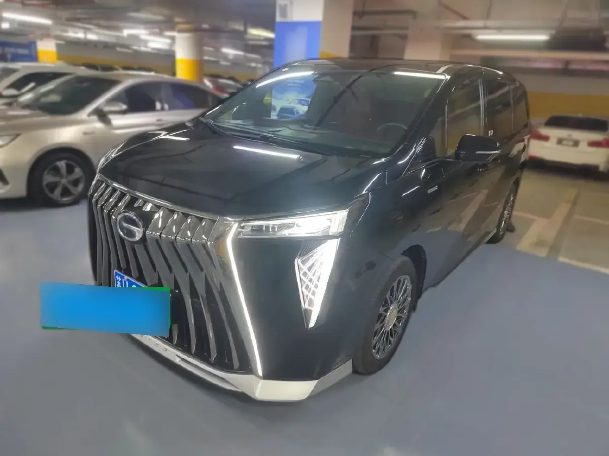 2023 GAC Trumpchi M8 2.0T 190HP L4 E-CVT Hybrid