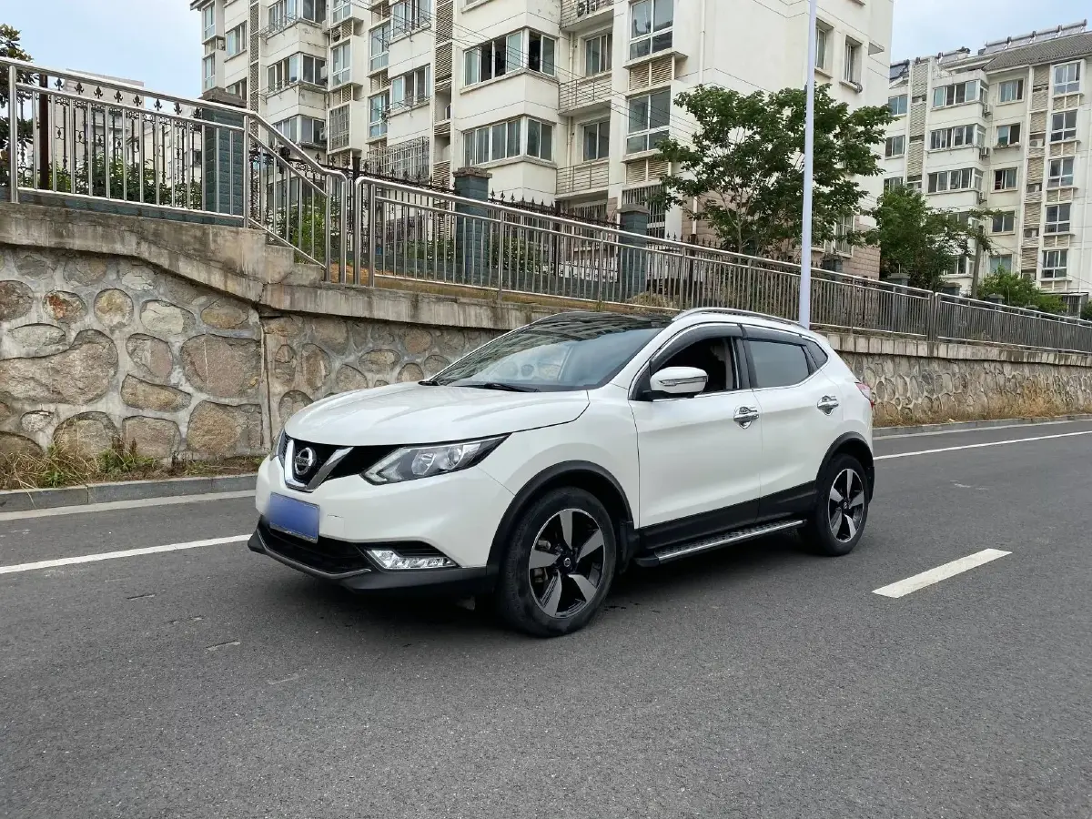 2017 Nissan Qashqai 2.0L 150HP L4 CVT