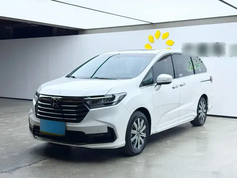 2022 Honda Odyssey 2.0L 146HP L4 E-CVT Hybrid