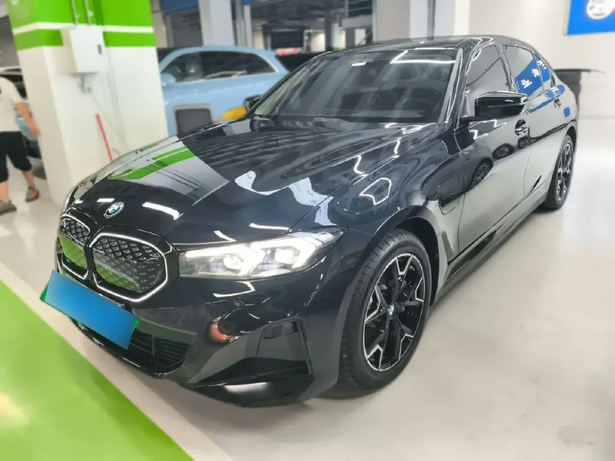 2025 BMW i3 BEV 79.05KWH