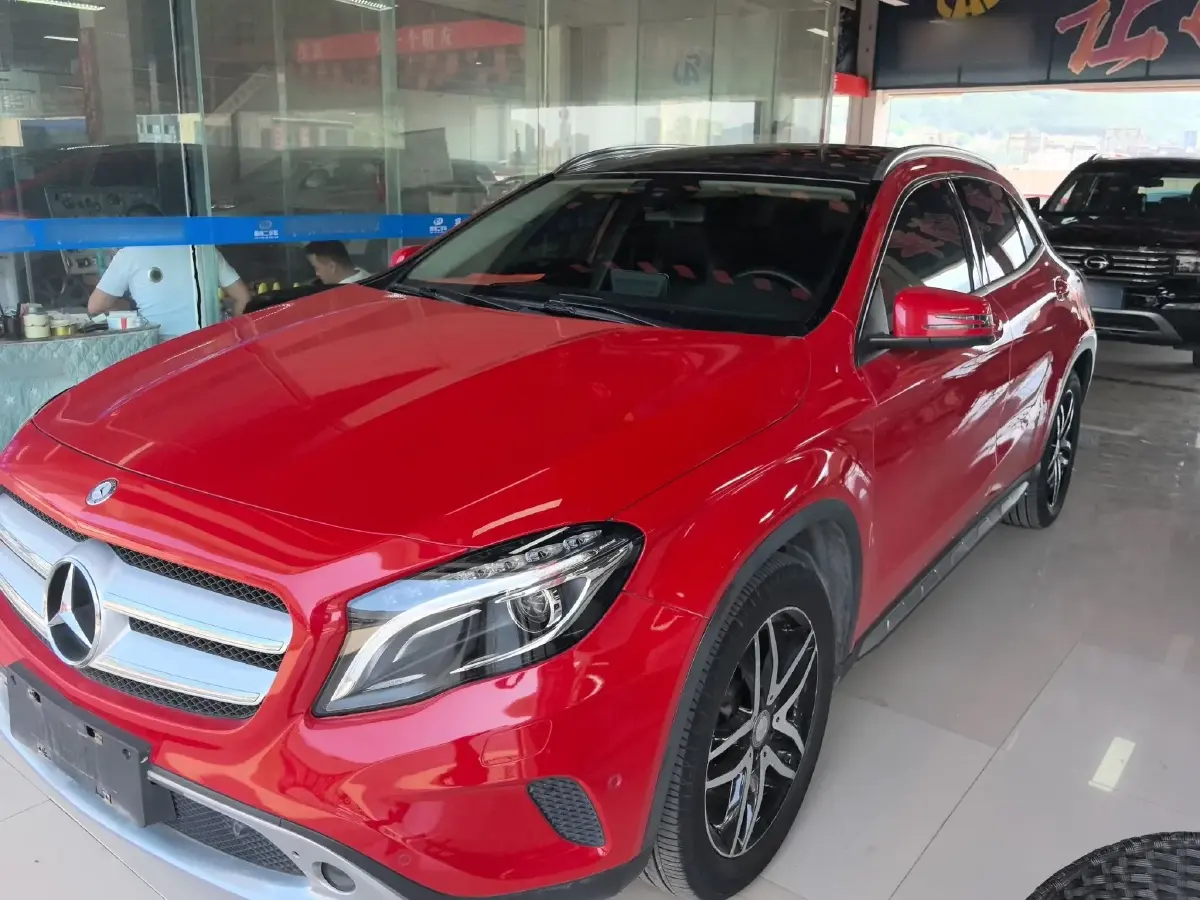 2016 Mercedes-Benz GLA Class 1.6T 156HP L4 7DCT