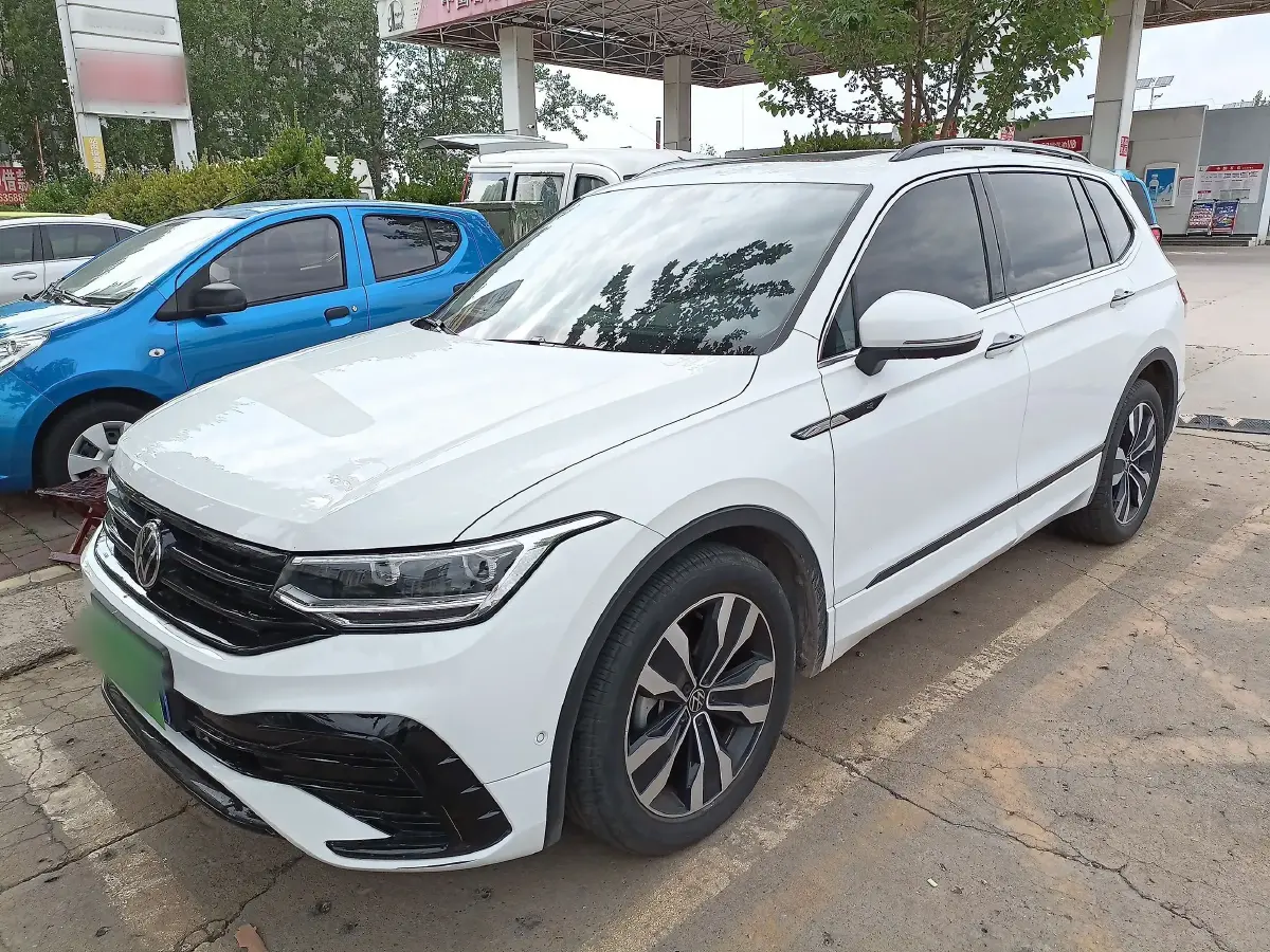 2024 Volkswagen Tiguan L 2.0T 186HP L4 7DCT