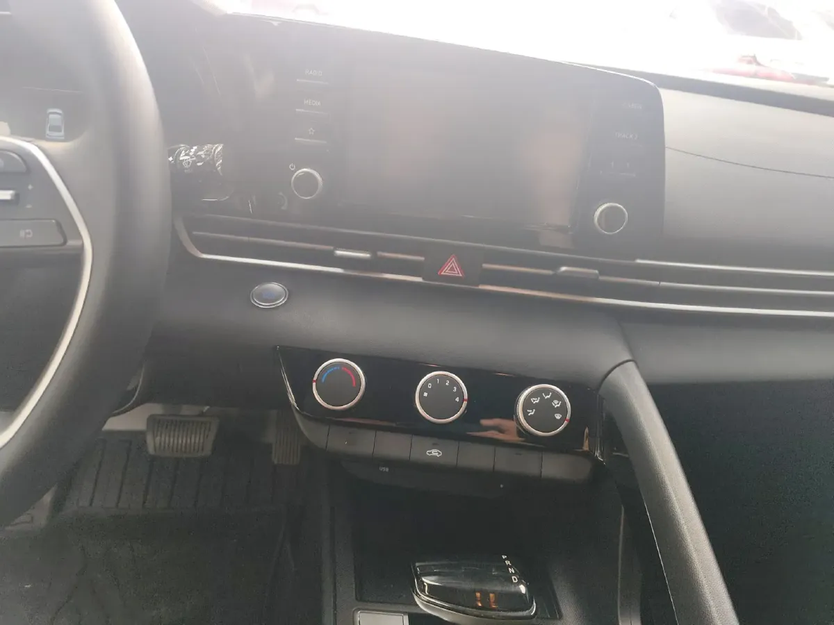 2023 Hyundai Elantra 1.5L 115HP L4 CVT,autocango,china used car exporter,china ev exporter,chinese used car exporter,chinese used ev exporter