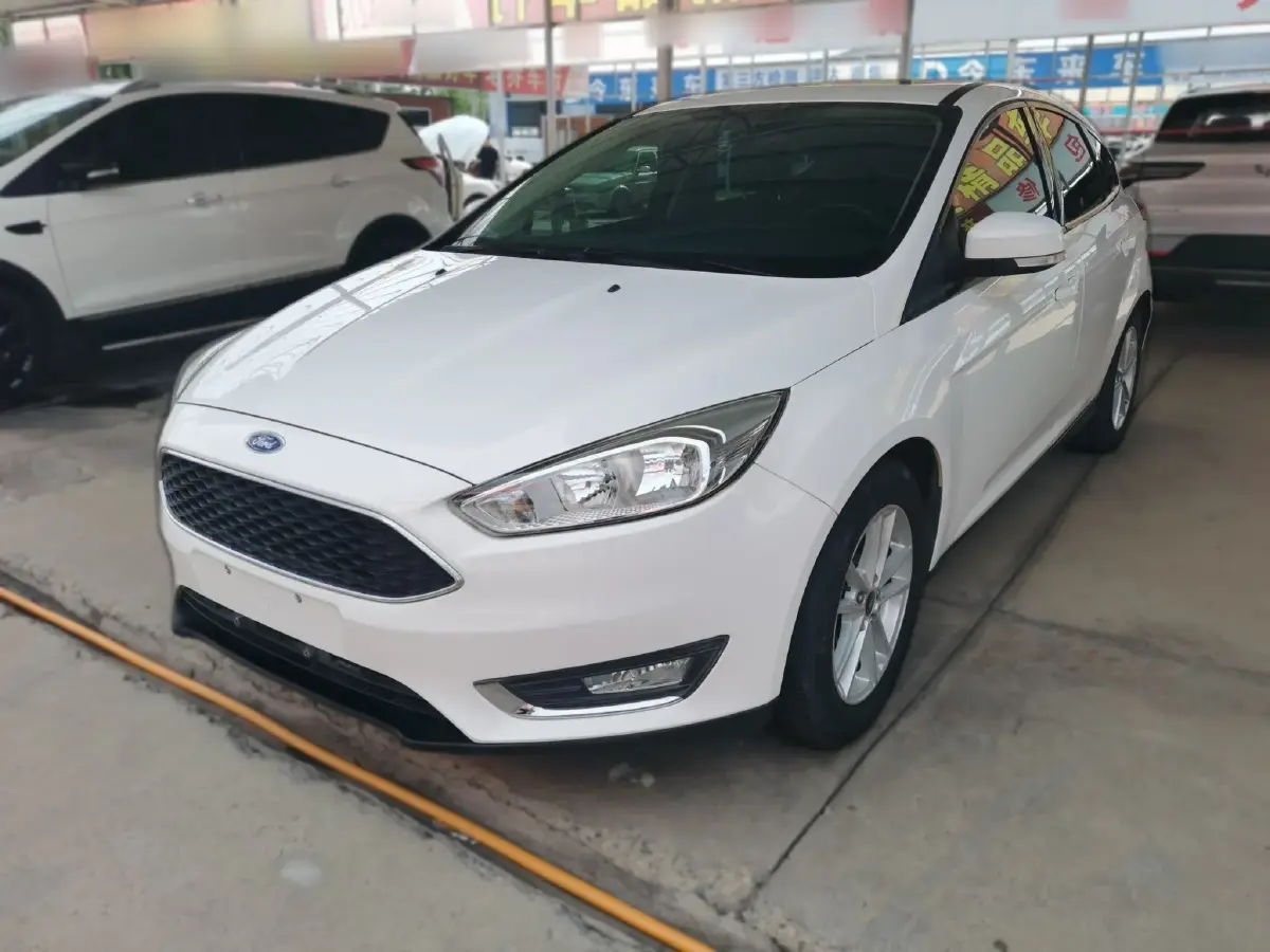 2017 Ford Focus 1.6L 125HP L4 6DCT