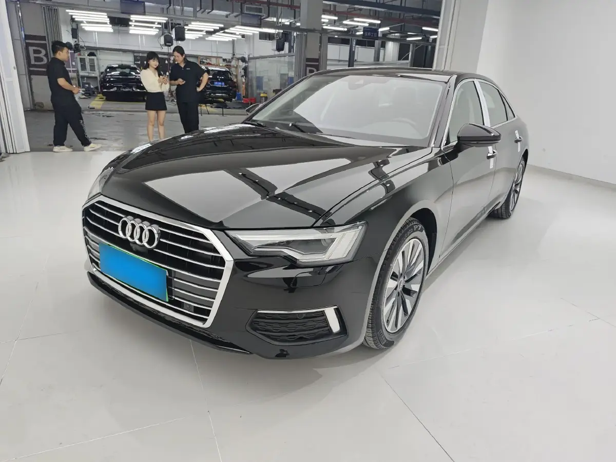 2022 Audi A6L 2.0T 224HP L4 7DCT