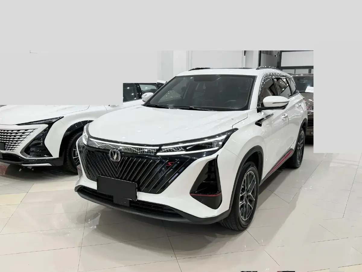 2022 ChangAn CS75 Plus 1.5T 188HP L4 8AT