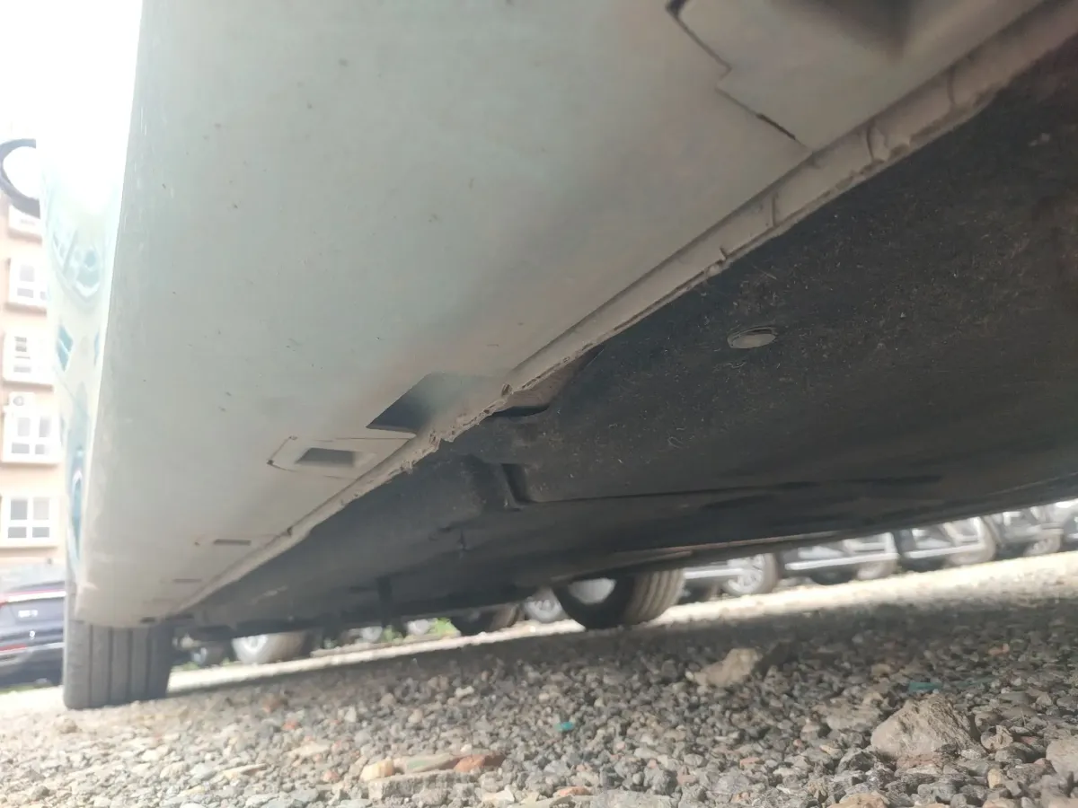 2023 HongQi H6 2.0T 252HP L4 8AT,autocango,china used car exporter,china ev exporter,chinese used car exporter,chinese used ev exporter