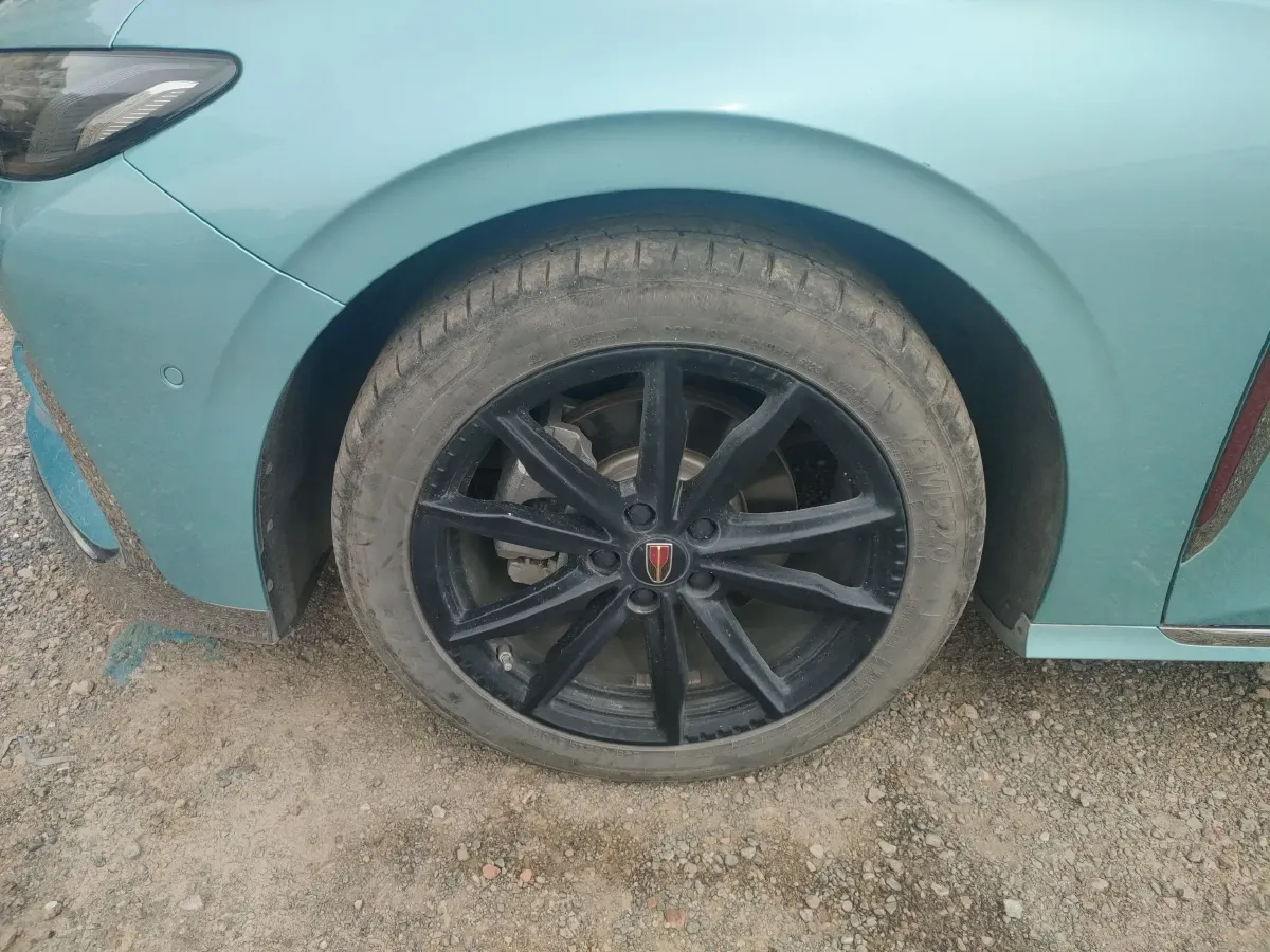 2023 HongQi H6 2.0T 252HP L4 8AT,autocango,china used car exporter,china ev exporter,chinese used car exporter,chinese used ev exporter