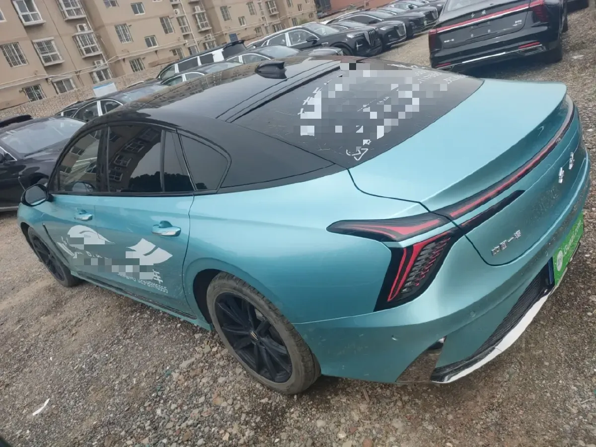 2023 HongQi H6 2.0T 252HP L4 8AT,autocango,china used car exporter,china ev exporter,chinese used car exporter,chinese used ev exporter