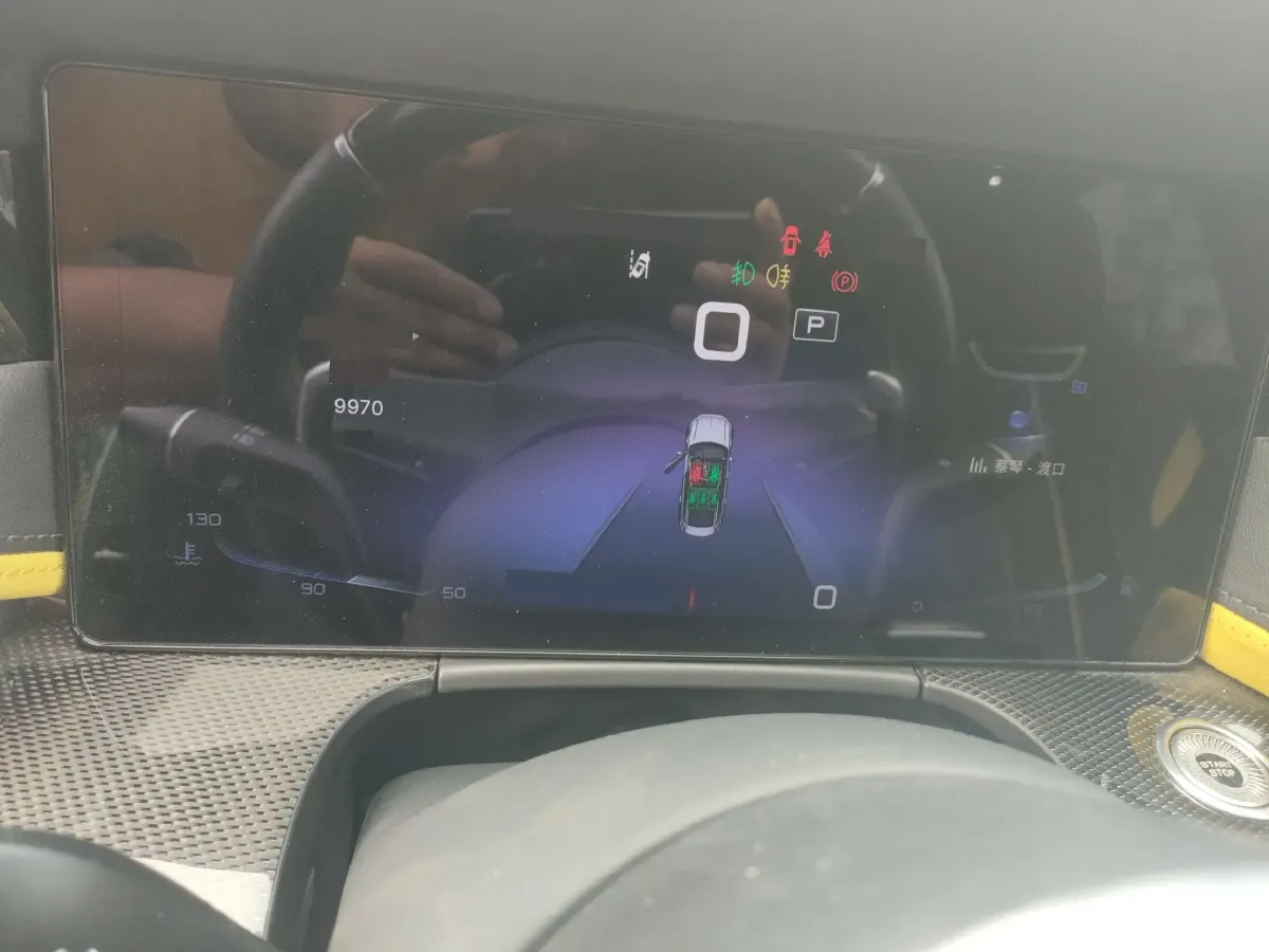 2023 HongQi H6 2.0T 252HP L4 8AT,autocango,china used car exporter,china ev exporter,chinese used car exporter,chinese used ev exporter