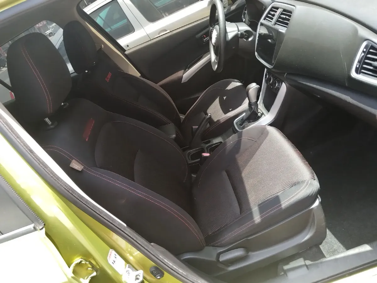 2014 Suzuki S-cross 1.6L 122HP L4 CVT,autocango,china used car exporter,china ev exporter,chinese used car exporter,chinese used ev exporter