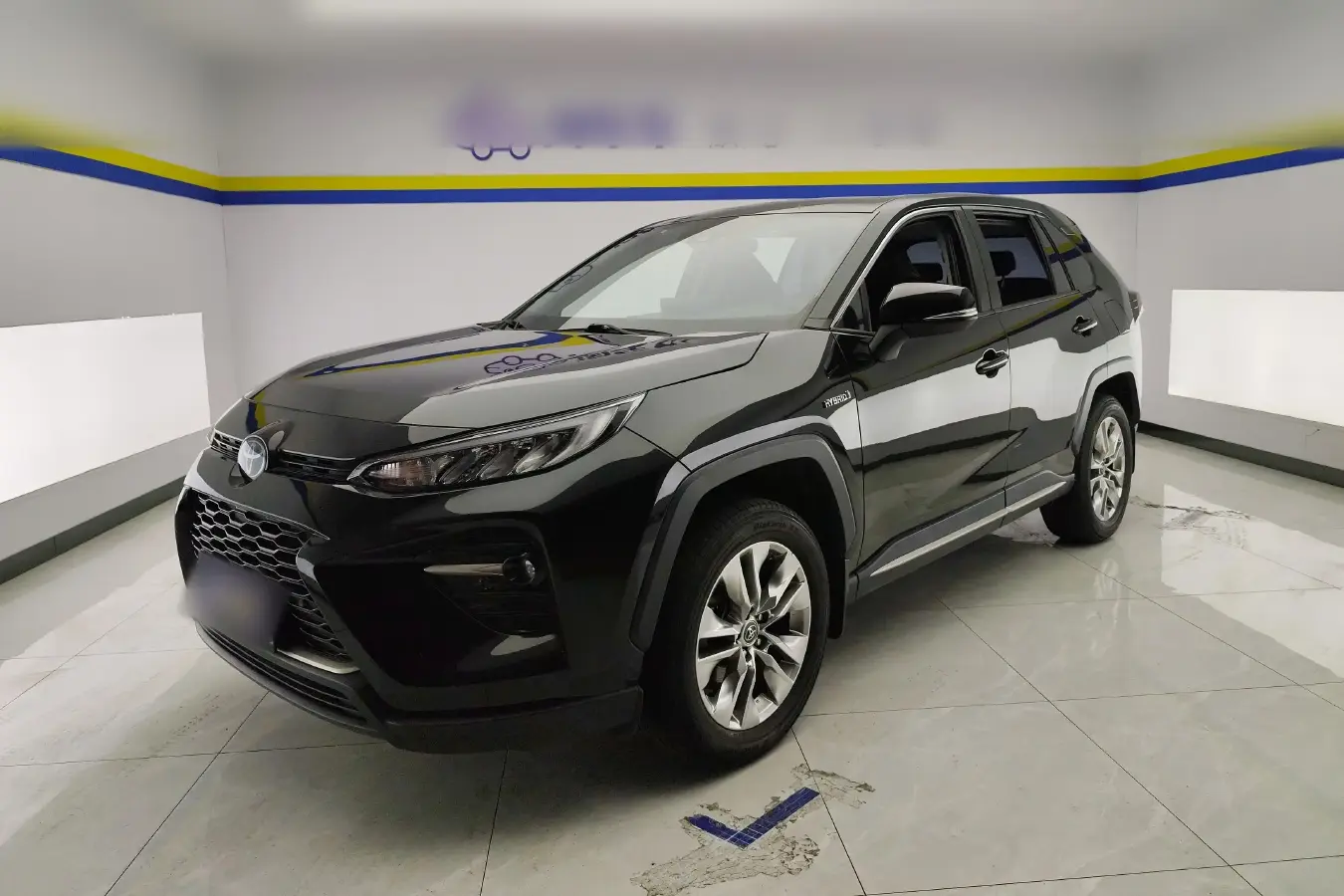 2020 Toyota Wildlander 2.5L 178HP L4 E-CVT Hybrid