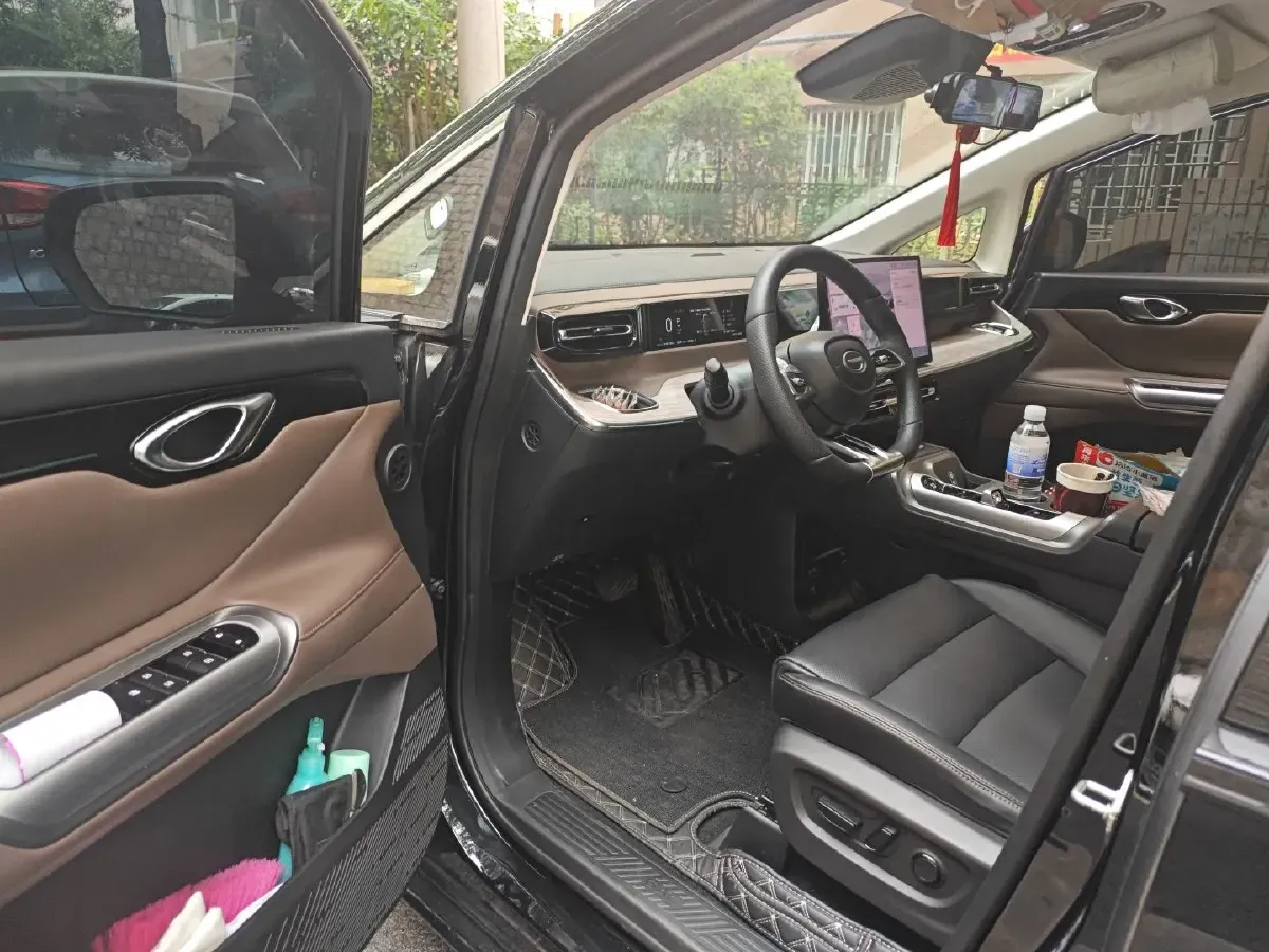 2024 GAC Trumpchi E8 2.0L 140HP L4 2DHT PHEV 25.57KWH,autocango,china used car exporter,china ev exporter,chinese used car exporter,chinese used ev exporter