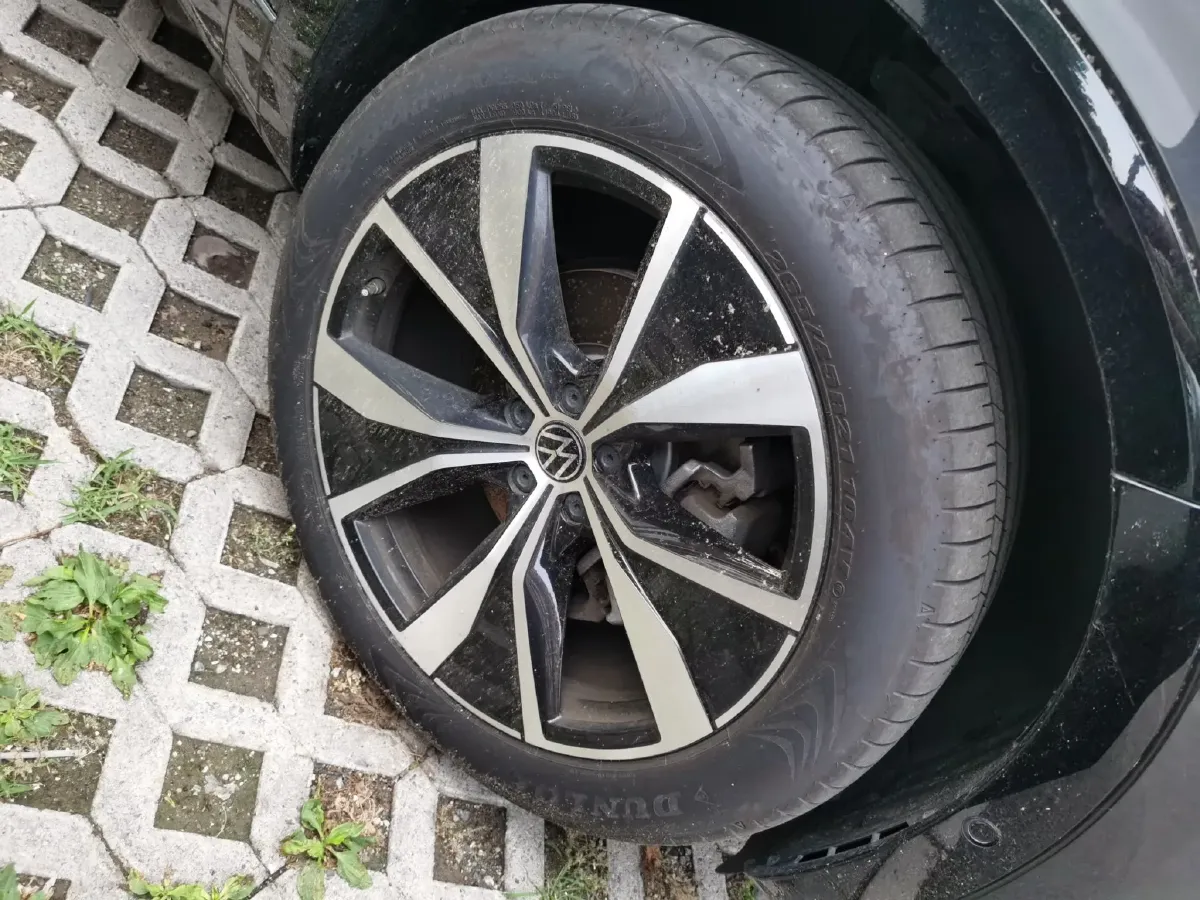 2024 Volkswagen Tavendor 2.0T 220HP L4 7DCT,autocango,china used car exporter,china ev exporter,chinese used car exporter,chinese used ev exporter